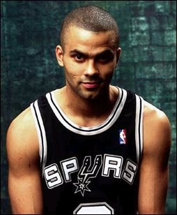 Pourquoi Tony Parker ne doit pas participer à la coupe du monde 2014 ?